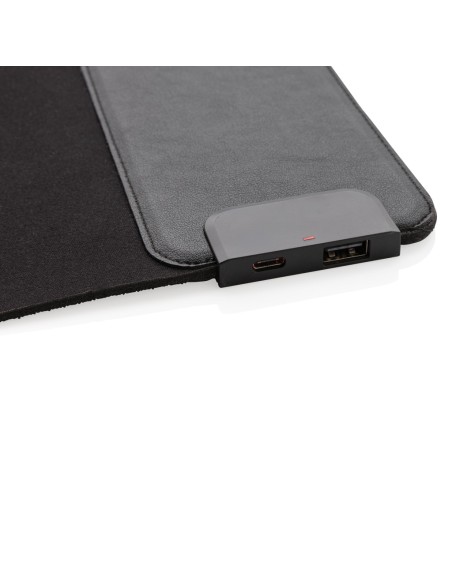 Alfombrilla con carga inalámbrica de 15W y puertos USB