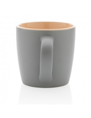Taza de cerámica con interior de color