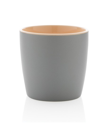 Taza de cerámica con interior de color