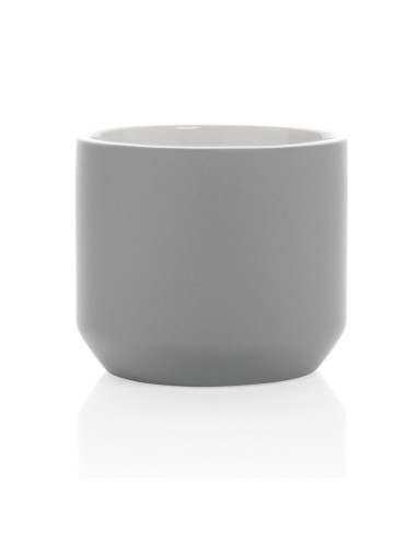 Taza de cerámica moderna