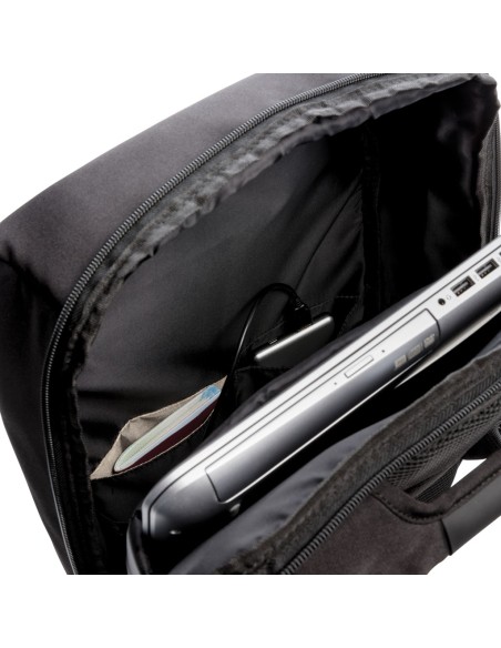 Mochila antirrobo 15" Swiss Peak con protección RFID y USB