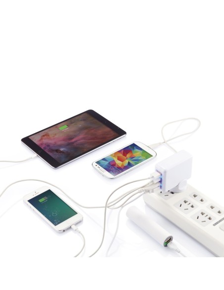 Enchufe de viaje con 4 puertos USB