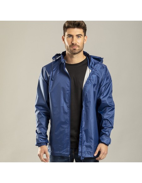 Impermeable Natsu