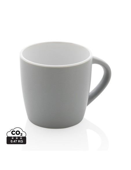 Taza de cerámica con interior de color