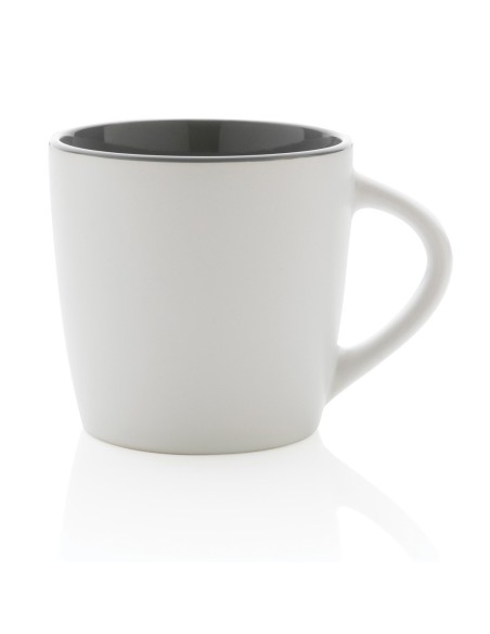 Taza de cerámica con interior de color
