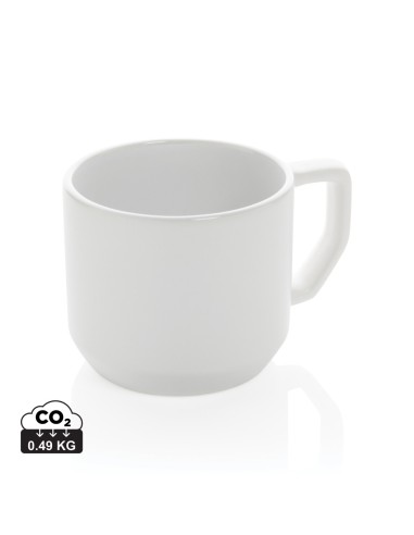 Taza de cerámica moderna