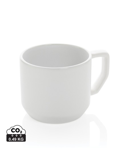 Taza de cerámica moderna