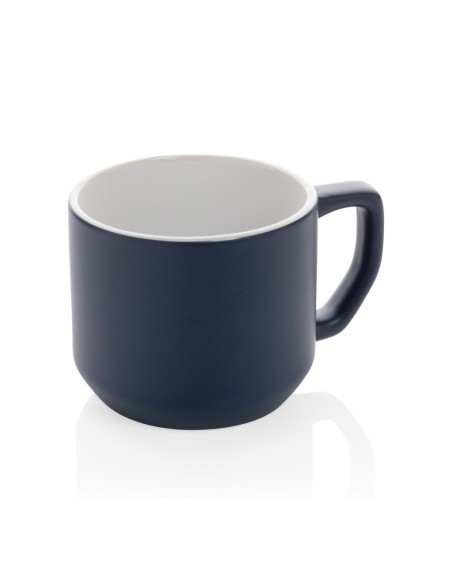 Taza de cerámica moderna