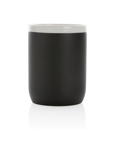 Taza de cerámica con borde blanco