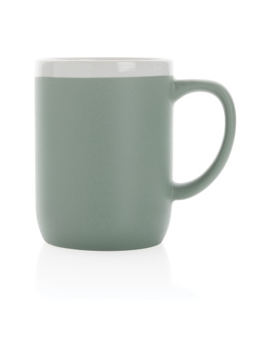Taza de cerámica con borde blanco